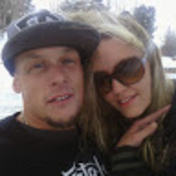 Meet your Posher, Heather - Picture 1 of 1